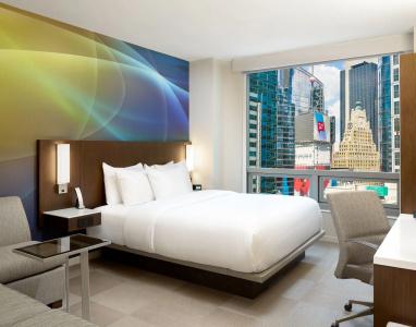 Luma - Times Square - 3