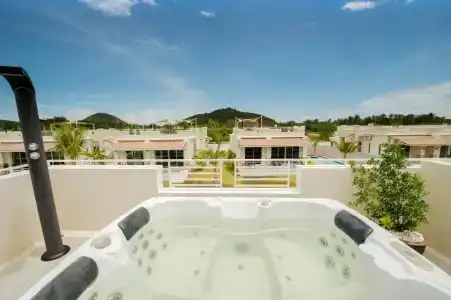 Oriental Beach Pearl - 58