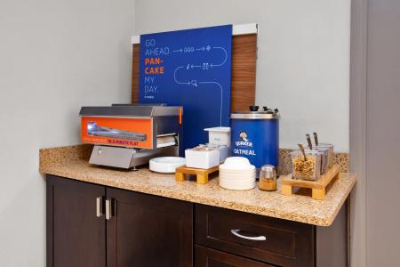 Holiday Inn Express & Suites-North, An Ihg - 45