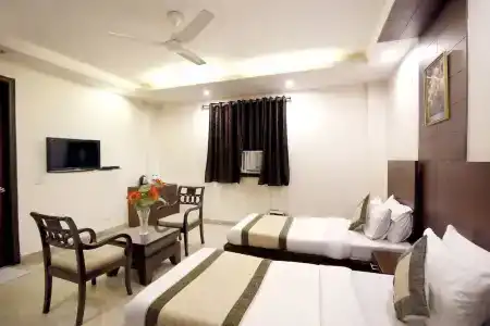 Paradise Inn - 73