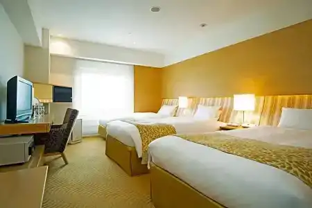 Nikko Kansai Airport - 3 mins walk to the airport - 40