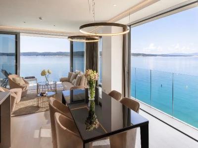 Luxury Amabilis - 124