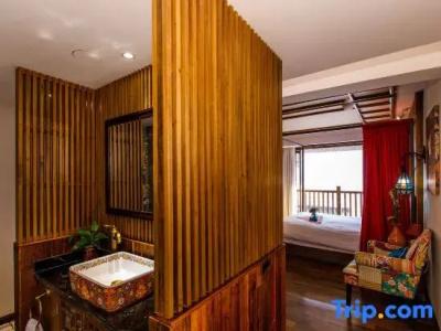 Huage - 113