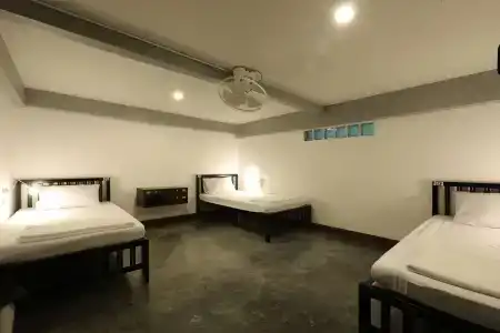 Balcony Party Hostel - Adult Only +18 - 1