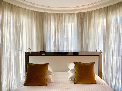 Hôtel Le Canberra - 9