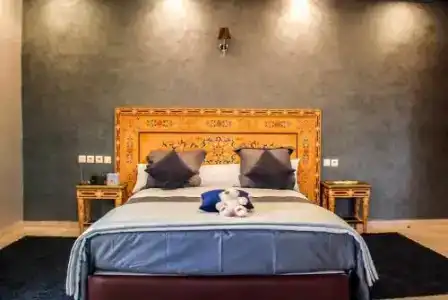 Riad Noumidya - 1