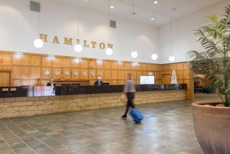 Distinction & Conference Centre - 22
