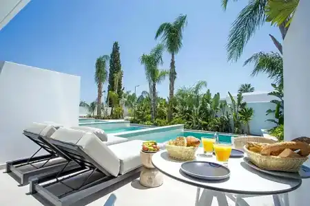 Vanik Suites - 9