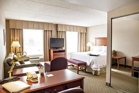 Kitchener Inn & Suites - 71