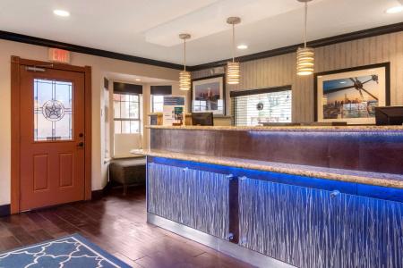 Quality Inn & Suites Dallas-Cityplace - 1