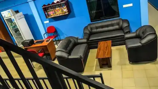 OYO 570 Pp Rest Guest House - 13