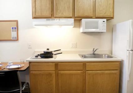WoodSpring Suites - 10