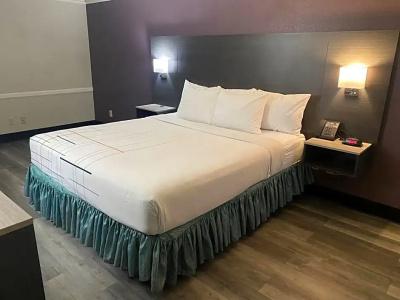La Quinta Inn by Wyndham Bakersfield South - 22
