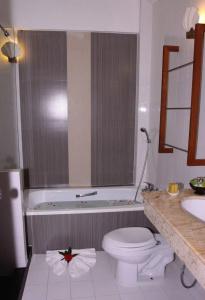 Bhumiyama Beach Resort - 9