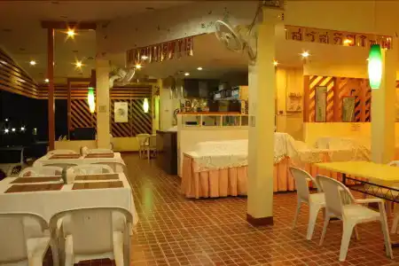 Lunarhut Resort - 20
