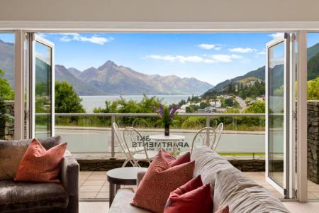 Queenstown House Boutique and Apartments - 33