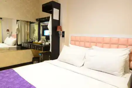 Ro&Vi Boutique - 2