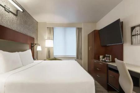 DoubleTree by Hilton New York Downtown - 39