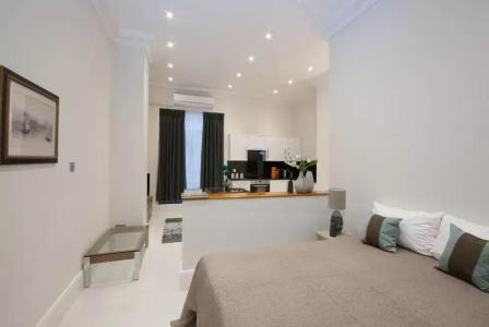 Queensgate Court - 315