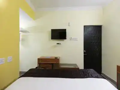 Green Grande Inn - 1