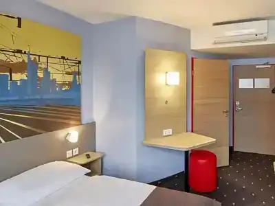 b&b SaarbrüCken-Hbf - 17