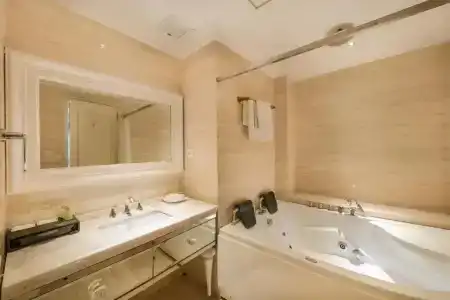 a&Em 280 Le Thanh Ton & Spa - 99