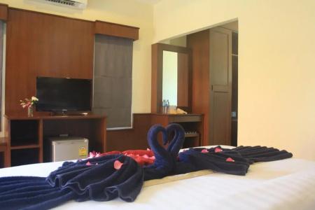 Tamarind Twin Resort - 3