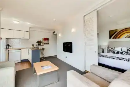 Central Cosmo Apartment - 20