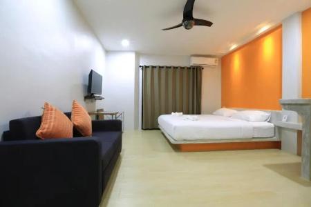 Good Dream (Khun Ying House) - 81