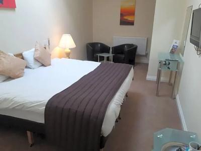 Britannia Aberdeen - 25