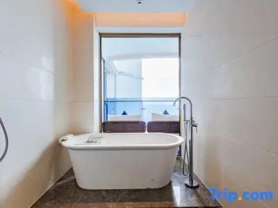 Howard Johnson Plaza by Wyndham Blue Bay Sihanoukville - 4