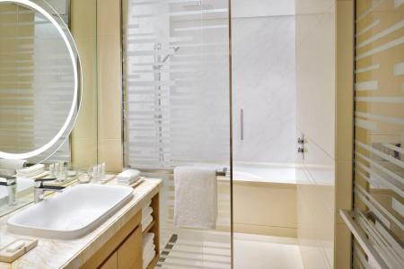 Crowne Plaza Dubai Marina, An Ihg - 16