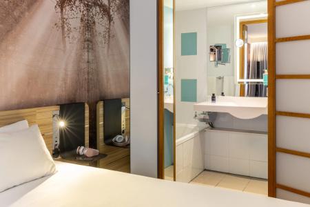Novotel Edinburgh Centre - 8