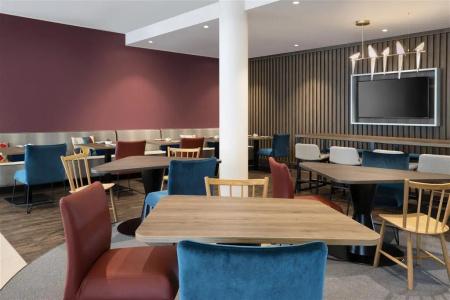 Hampton By Hilton Kaiserslautern - 22