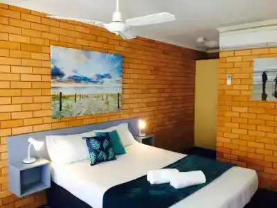 Bosuns Inn - 33