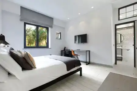 La Ferrovia Guest House - 11