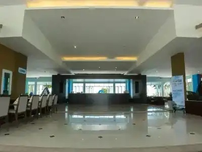 Royal Phala Cliff Beach Resort - 28