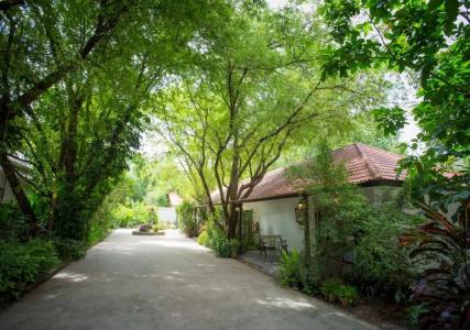 Phuwanalee - 139