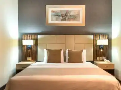 Hawthorn Suites by Wyndham Abu Dhabi City Center - 51