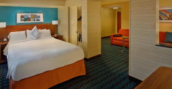 Fairfield Inn & Suites - 44