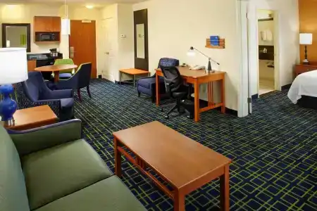 Fairfield Inn & Suites Phoenix Midtown - 25