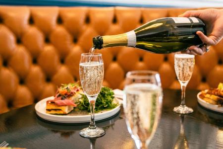 Hilton Brighton Metropole - 11