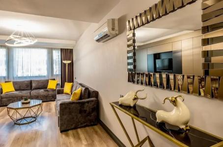 A Palace Suites - 223