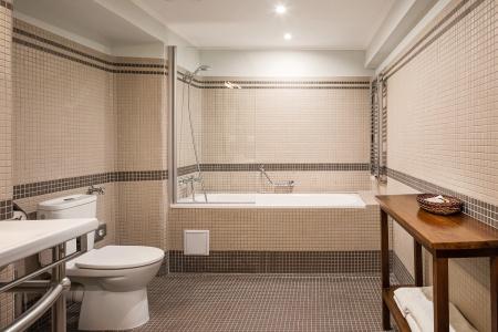 Iron Gate & Suites - 49