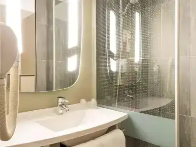 ibis Paris Gare du Nord Château Landon 10ème - 35
