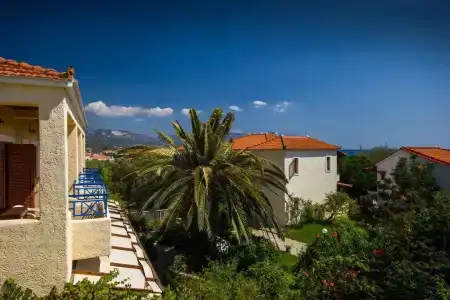 Votsalakia - 13