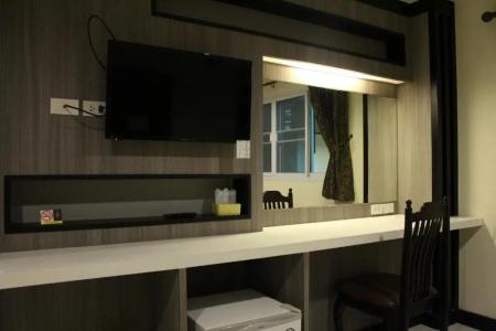 Samsen Sam Place - 135
