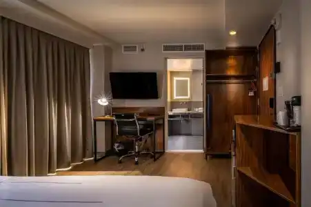 La Quinta by Wyndham Time Square South - 25