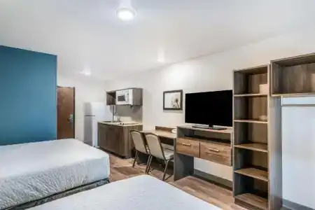 WoodSpring Suites Orlando Kissimmee Maingate - 28