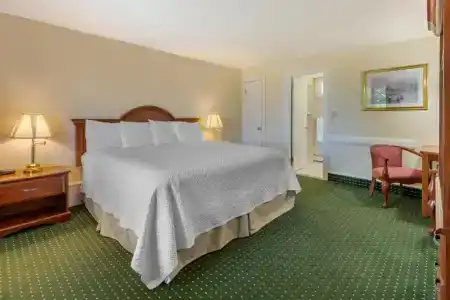 Ogunquit and Suites - 54